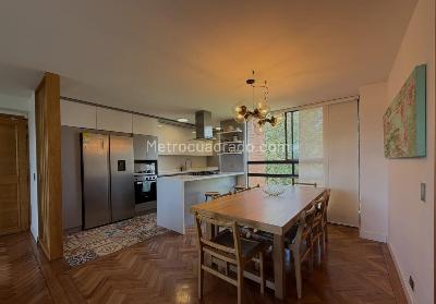 Apartamento de 2 alcobas en venta en Los Balsos, Medellín, 137 m² · foto 5 de 20