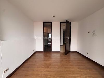 Apartamento de 3 alcobas en arriendo en Sabaneta, Sabaneta, 125 m² · foto 8 de 15