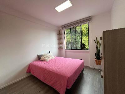 Casa de 3 alcobas en venta en Envigado, Envigado, 298 m² · foto 13 de 20