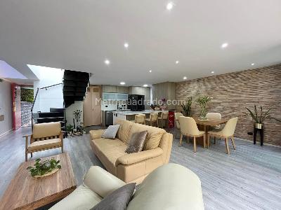 Casa de 3 alcobas en venta en Envigado, Envigado, 298 m² · foto 3 de 20
