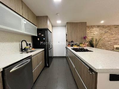 Casa de 3 alcobas en venta en Envigado, Envigado, 298 m² · foto 7 de 20