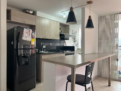 Apartamento de 3 alcobas en venta en Envigado, Envigado, 64 m² · foto 4 de 15