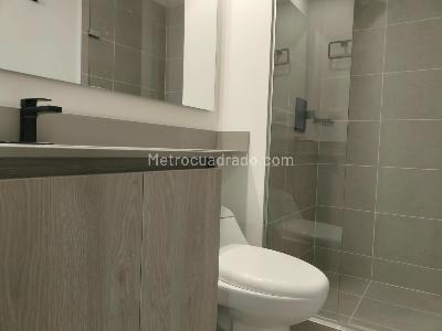 Apartamento de 3 alcobas en arriendo en Villa Carlota, Medellín, 79 m² · foto 16 de 17