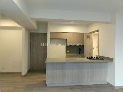 Apartamento de 3 alcobas en arriendo en Villa Carlota, Medellín, 79 m² · foto 3 de 17