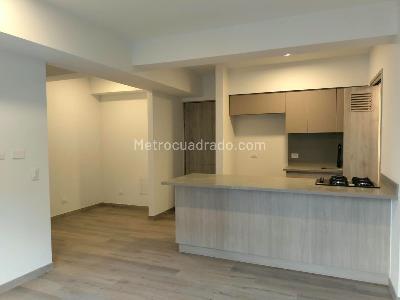 Apartamento de 3 alcobas en arriendo en Villa Carlota, Medellín, 79 m² · foto 4 de 17