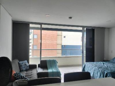 Apartamento de 1 alcoba en arriendo en Villa Carlota, Medellín, 44 m² · foto 2 de 10