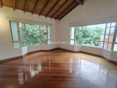 Casa de 4 alcobas en venta en Las Lomas, Medellín, 360 m² · foto 10 de 19