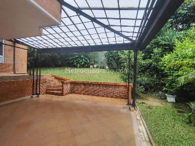 Casa de 4 alcobas en venta en Las Lomas, Medellín, 360 m² · foto 18 de 19