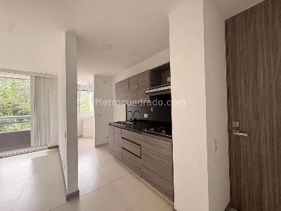 Apartamento de 2 alcobas en arriendo en Sabaneta, Sabaneta, 60 m² · foto 3 de 13