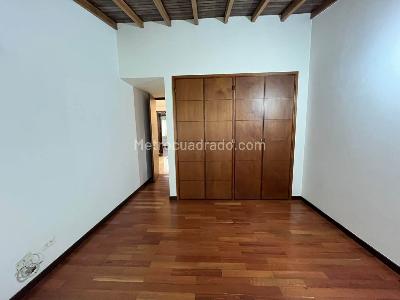 Casa de 4 alcobas en arriendo en Envigado, Envigado, 320 m² · foto 16 de 19