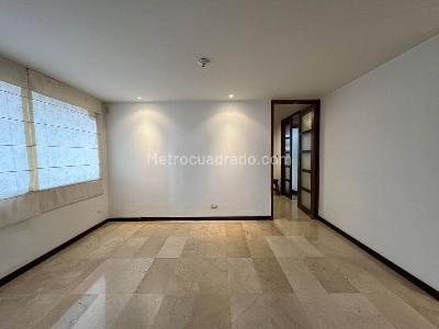 Casa de 4 alcobas en arriendo en Envigado, Envigado, 320 m² · foto 5 de 19