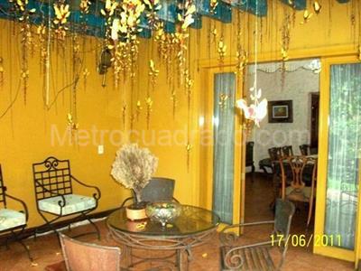 Casa de 5 alcobas en venta en El Poblado, Medellín, 1040 m² · foto 5 de 20