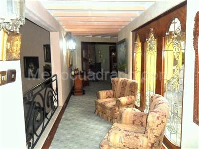 Casa de 5 alcobas en venta en El Poblado, Medellín, 1040 m² · foto 9 de 20
