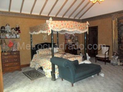 Casa de 5 alcobas en venta en El Poblado, Medellín, 1040 m² · foto 12 de 20
