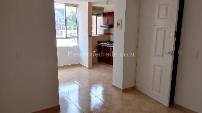 Apartamento de 3 alcobas en venta en Ciudad Verde, Soacha, 37 m² · foto 2 de 20