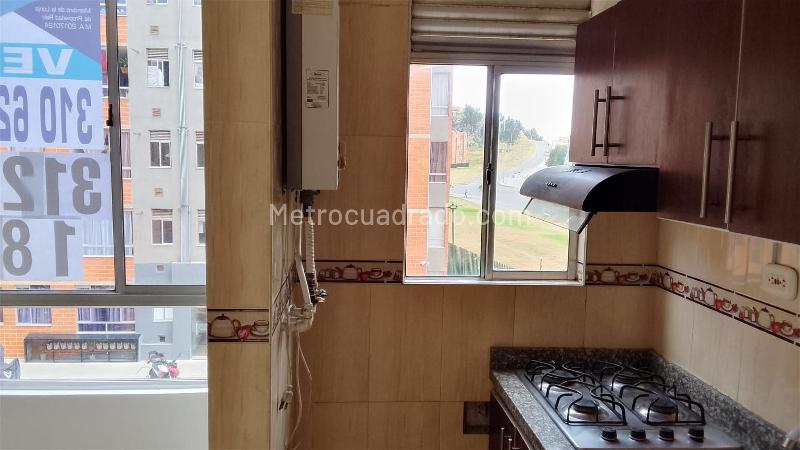 Piso – Soacha, Ciudad Verde, Comuna La Despensa - Más