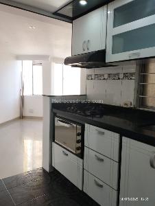 Apartamento de 3 alcobas en venta en Isamel Perdomo, Bogotá, 52 m² · foto 3 de 20