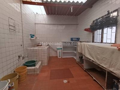 Casa en venta en Pontevedra, Bogotá · foto 11 de 20