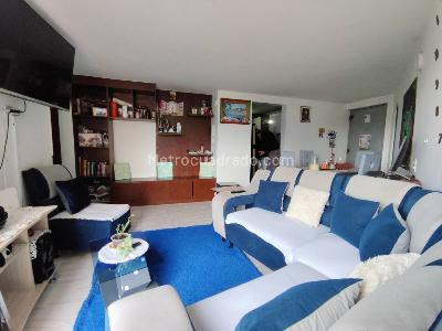 Apartamento en venta en Ismael Perdomo, Bogotá · foto 2 de 17