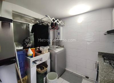 Apartamento en venta en Ismael Perdomo, Bogotá · foto 4 de 17