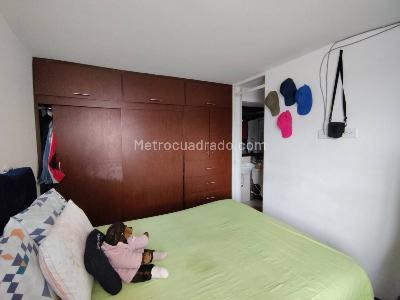 Apartamento en venta en Ismael Perdomo, Bogotá · foto 13 de 17