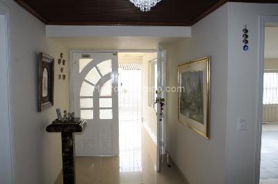 Casa de 3 alcobas en venta en Malibu La Alhambra, Bogotá, 275 m² · foto 4 de 20