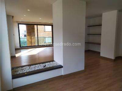 Apartamento de 3 alcobas en venta en Chico, Bogotá, 203 m² · foto 14 de 19