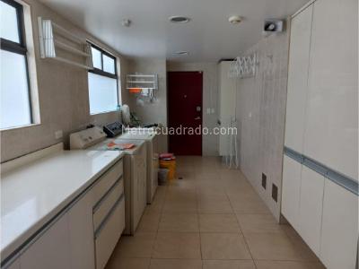 Apartamento en venta en Santa Barbara, Bogotá · foto 6 de 6