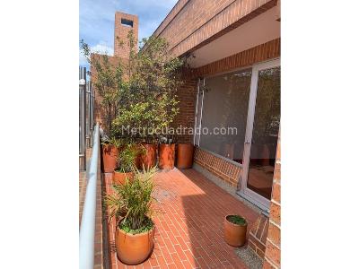 Apartamento de 3 alcobas en venta en Chico, Bogotá, 240 m² · foto 11 de 11
