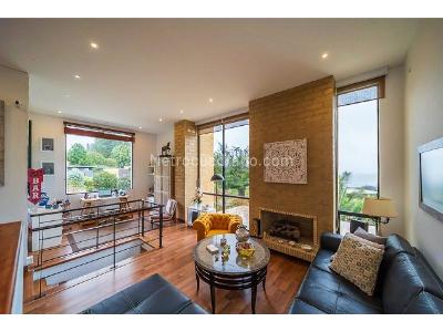 Casa de 4 alcobas en venta en La Calera, La Calera, 305 m² · foto 3 de 20