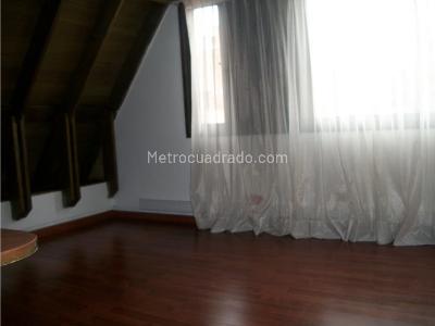 Casa de 3 alcobas en venta en Santa Bibiana, Bogotá, 165 m² · foto 13 de 20