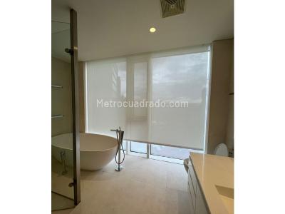 Apartamento de 3 alcobas en venta en Chico, Bogotá, 267 m² · foto 8 de 8