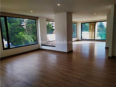 Apartamento en venta en Chico, Bogotá · foto 3 de 19