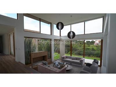 Casa de 4 alcobas en venta en Chia, Chía, 278 m² · foto 2 de 18