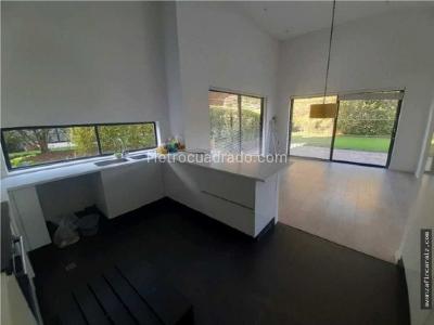 Casa de 3 alcobas en venta en La Calera, La Calera, 300 m² · foto 6 de 20