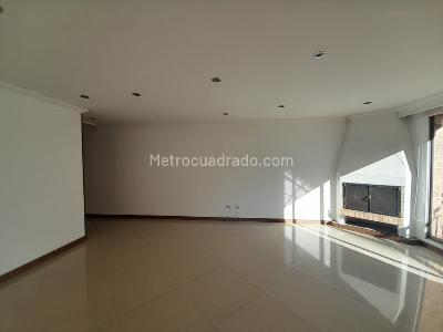 Apartamento en venta en La Colina Campestre, Bogotá · foto 3 de 18