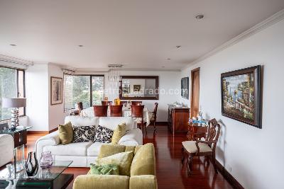 Apartamento de 3 alcobas en venta en El Refugio I, Bogotá, 168 m² · foto 5 de 20