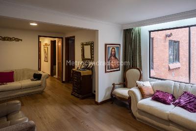 Apartamento de 3 alcobas en venta en El Refugio I, Bogotá, 168 m² · foto 15 de 20