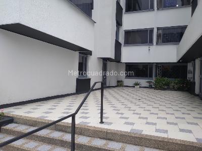 Apartamento en venta en Santa Barbara Central, Bogotá · foto 3 de 20