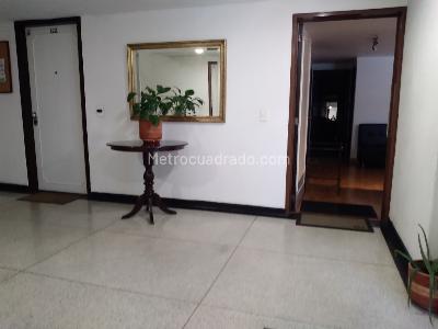 Apartamento en venta en Santa Barbara Central, Bogotá · foto 6 de 20