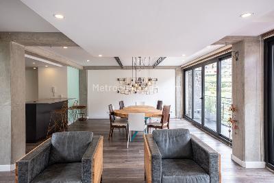 Apartamento de 2 alcobas en venta en Los Rosales, Bogotá, 154 m² · foto 4 de 17