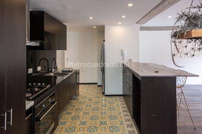 Apartamento de 2 alcobas en venta en Los Rosales, Bogotá, 154 m² · foto 10 de 17