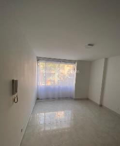 Apartaestudio en venta en Lago Gaitan, Bogotá, 47 m² · foto 3 de 10