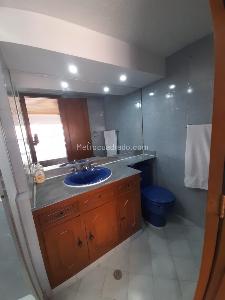 Casa de 4 alcobas en venta en Los Rosales, Bogotá, 270 m² · foto 14 de 20