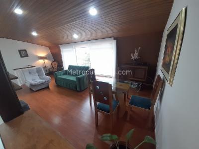 Casa de 4 alcobas en venta en Los Rosales, Bogotá, 270 m² · foto 9 de 20