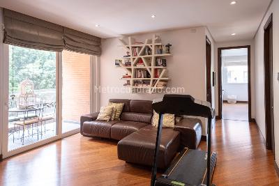 Apartamento de 3 alcobas en venta en Santa Barbara Alta, Bogotá, 326 m² · foto 13 de 20