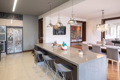 Apartamento de 3 alcobas en venta en Santa Barbara Alta, Bogotá, 326 m² · foto 17 de 20