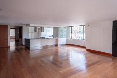 Apartamento de 2 alcobas en venta en La Cabrera, Bogotá, 169 m² · foto 2 de 20