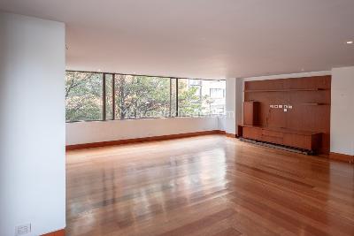 Apartamento de 2 alcobas en venta en La Cabrera, Bogotá, 169 m² · foto 5 de 20