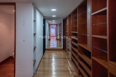 Apartamento de 2 alcobas en venta en La Cabrera, Bogotá, 169 m² · foto 13 de 20